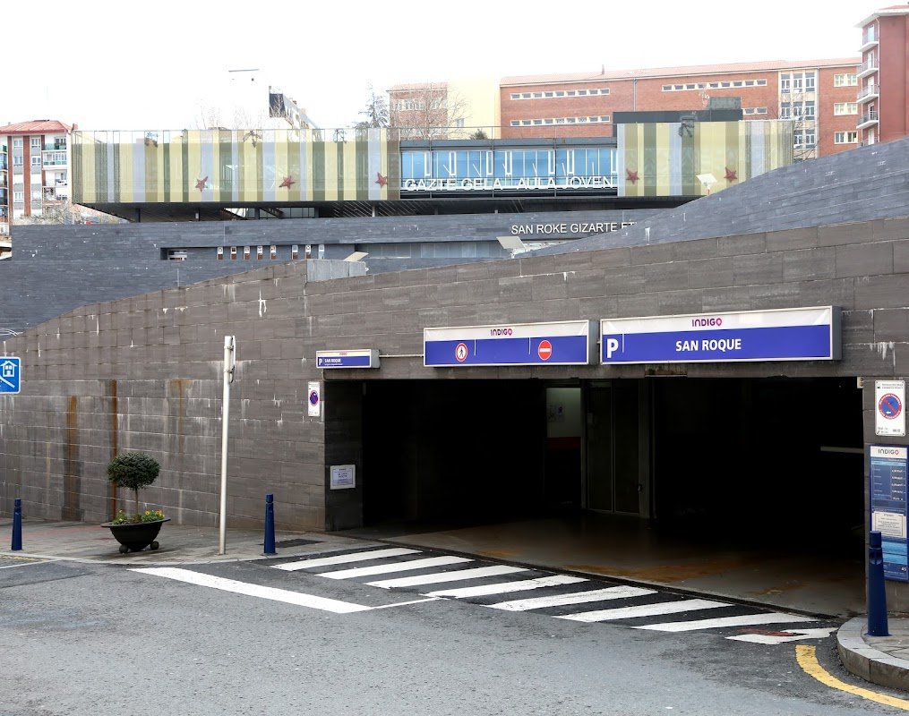 Aparcamiento gratuito en Avenida Simón Bolívar en Portugalete (Bizkaia)