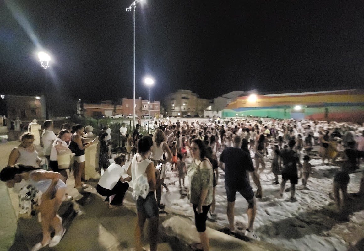 Aparcamiento gratuito en Calle Encarnación Ródenas en Navarrés