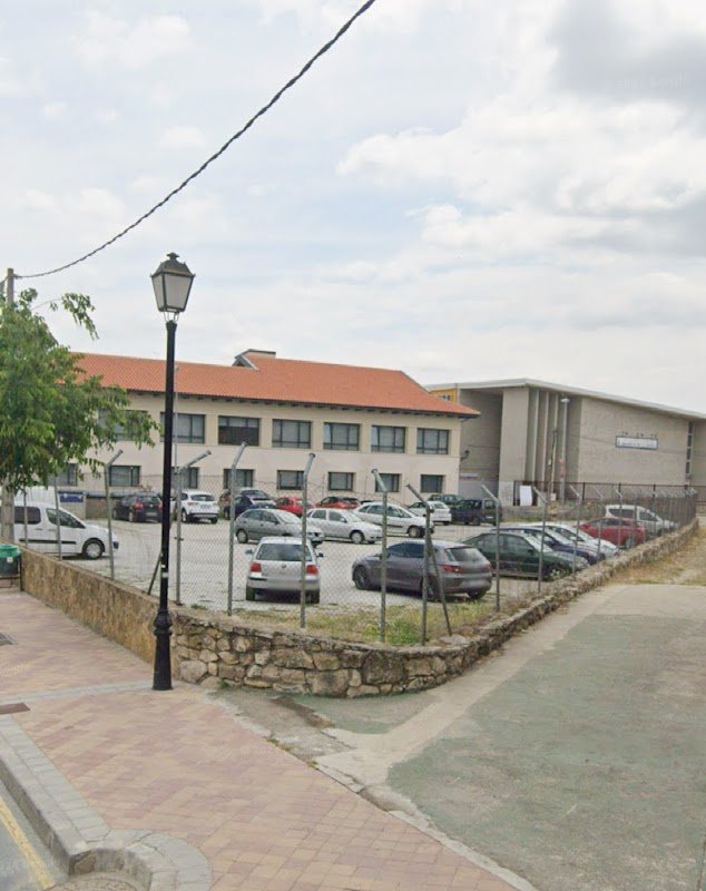 Aparcamiento gratuito en Calle Eras de Abajo en Guadalix de la Sierra (Madrid)