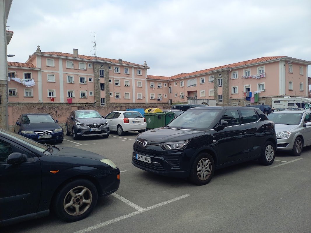 Parking gratuito en Santoña (Calle San Miguel): 75 plazas en Santoña (Cantabria)