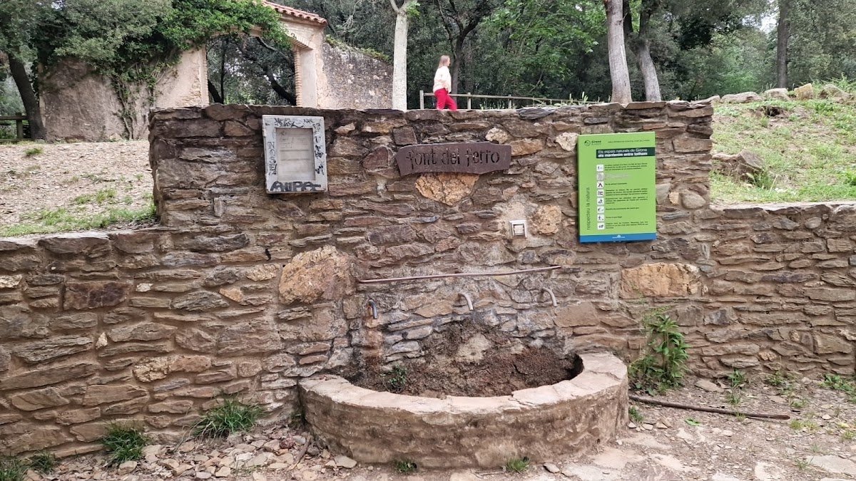 Aparcamiento gratuito en Camí de Sant Miquel en Girona