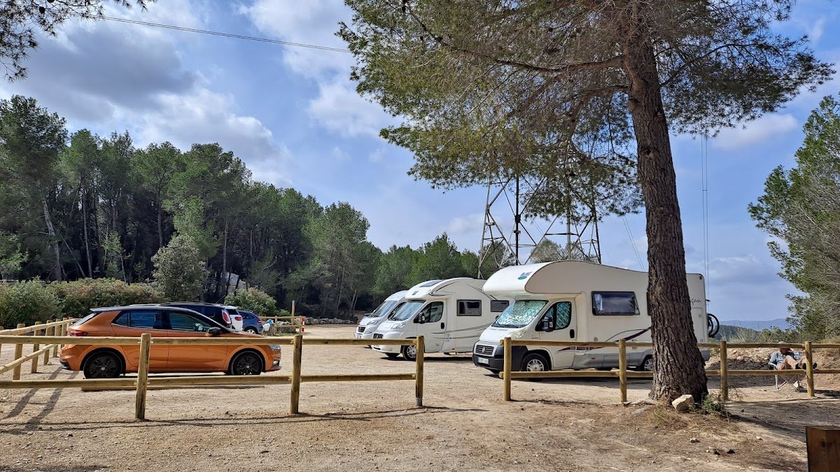 Parking gratuito para autocaravanas y coches en Castellet en L'Arboç (Tarragona)