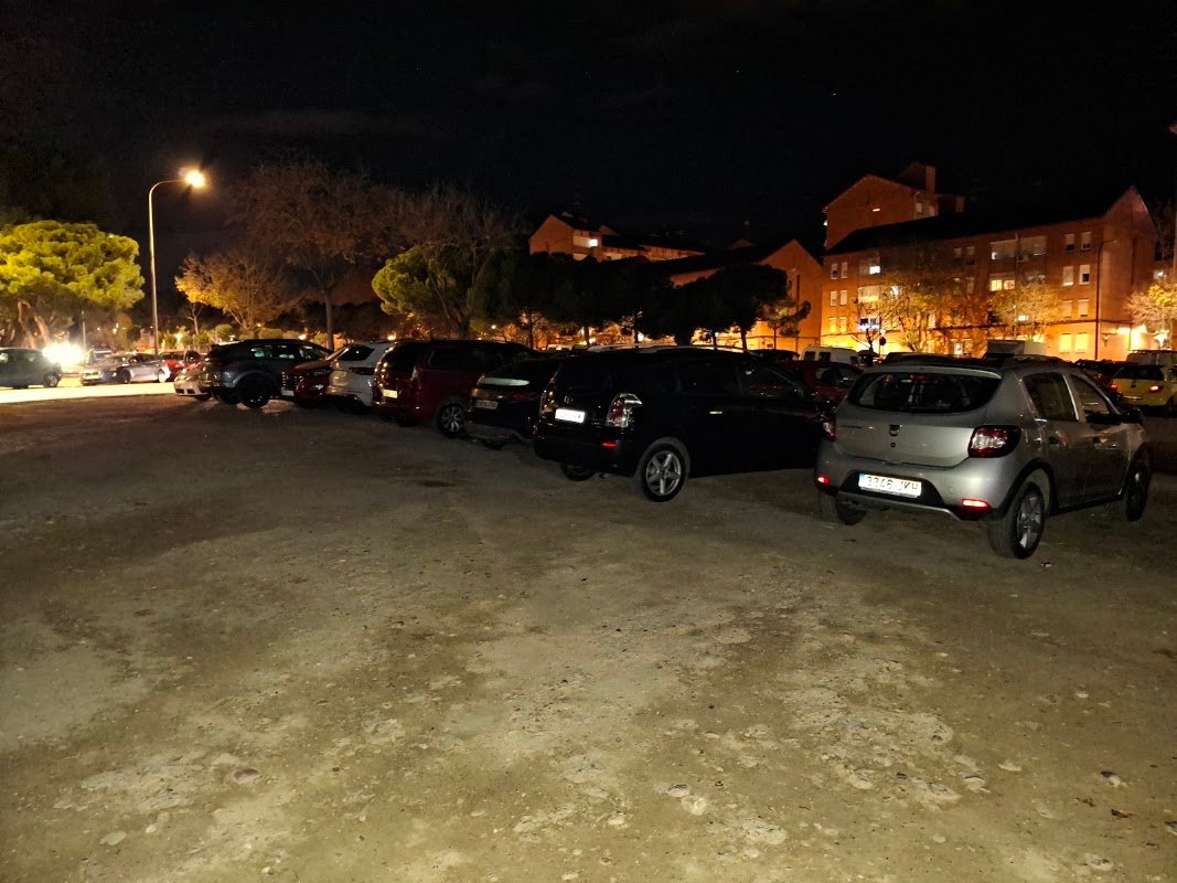 Aparcamiento gratuito en Carrer de l'Himàlaia en Sabadell (Barcelona)