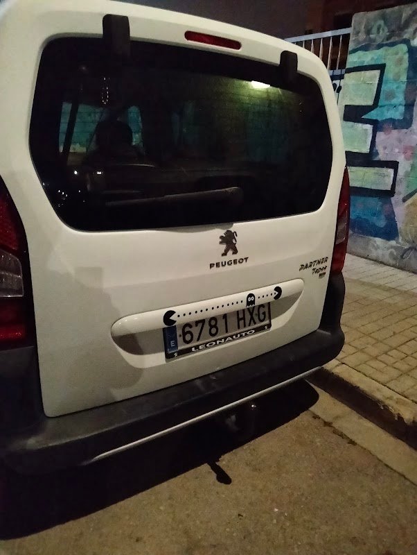 Aparcamiento gratuito en Carrer de les Glories Valencianes en Meliana (Valencia)