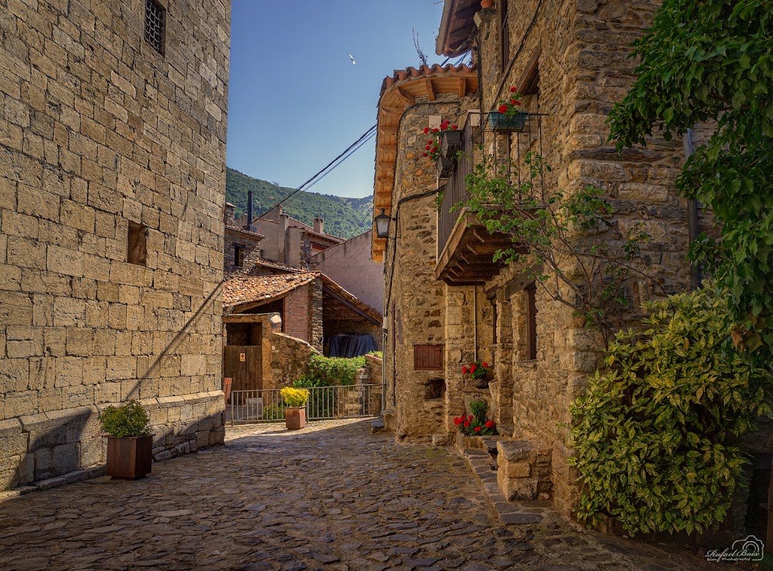 Aparcamiento gratuito en Carrer de Ribes en Pardines (Girona)