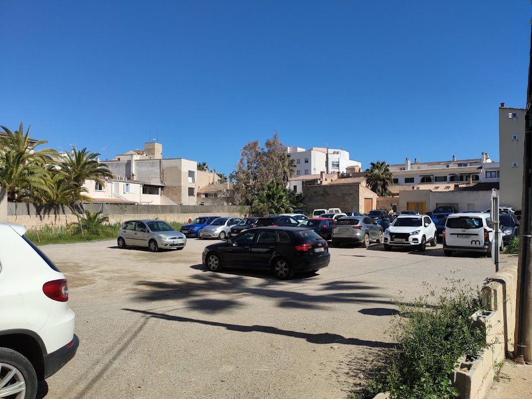 Aparcamiento gratuito en carrer del Doctor Barraquer en Ses Salines (Illes Balears)
