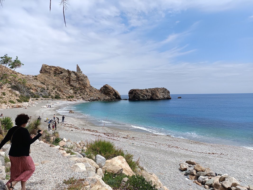 Aparcamiento gratuito en Carretera del Mediterráneo en Gualchos (Granada)