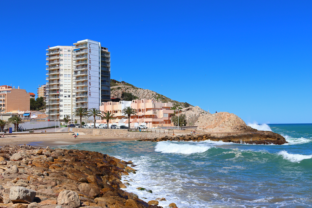Aparcamiento gratuito para clientes cerca de la playa, Cullera en Cullera (Valencia)