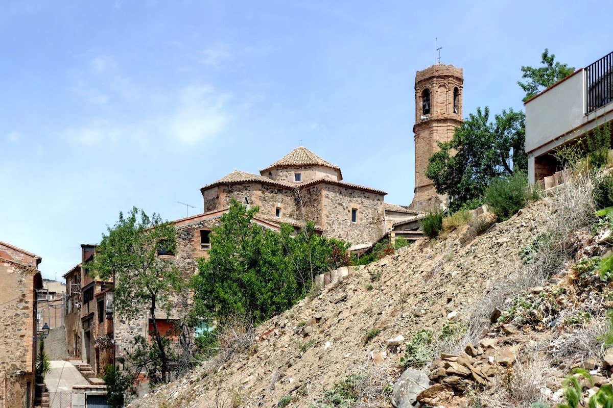Aparcamiento gratuito en el centro de Lloar (El) en El Lloar (Tarragona) — foto 1 de 2