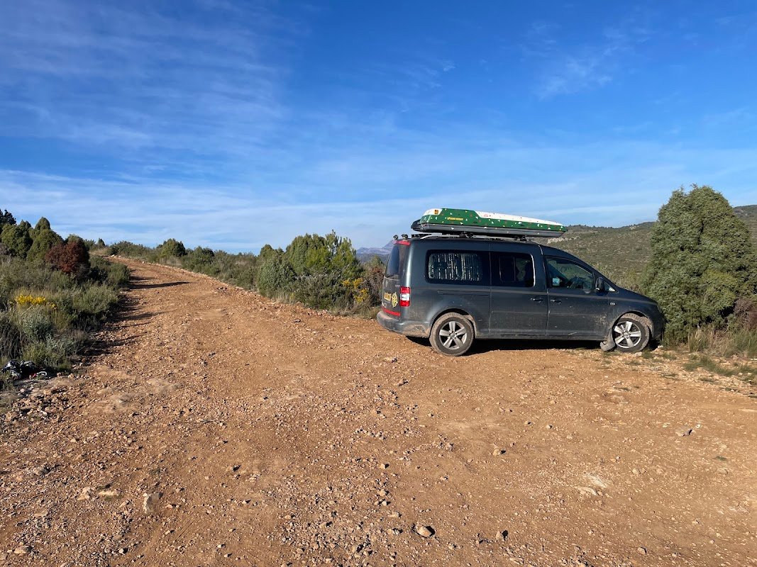 Parking de la vía ferrata K4 Cueva de Pons, en Argelita en Argelita (Castellón)