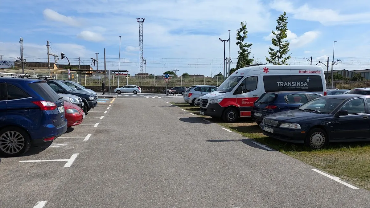 Aparcamiento La Calzada, Gijón/Xixón en Gijón / Xixón (Asturias) — foto 3 de 4