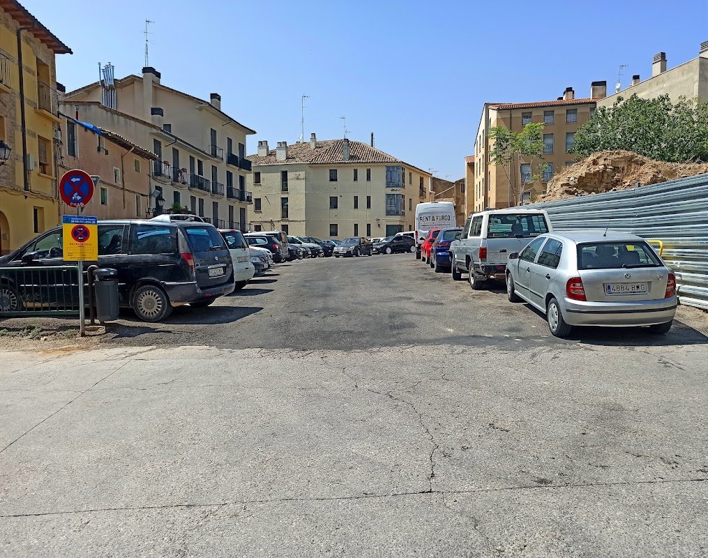 Aparcamiento Gratis Plaza de la Moneda en Huesca en Huesca/Uesca (Huesca)