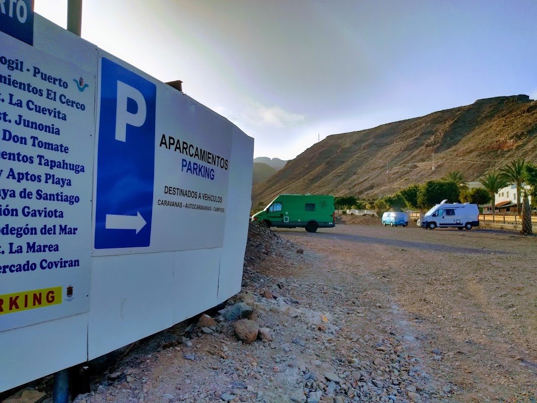 Parking municipal gratuito en Alajeró (avenida Marítima) en Alajeró (Santa Cruz de Tenerife)