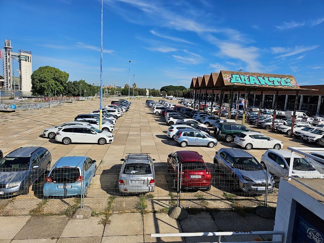 Parking Chapina en Sevilla, junto a Plaza de Armas (APK2) en Sevilla