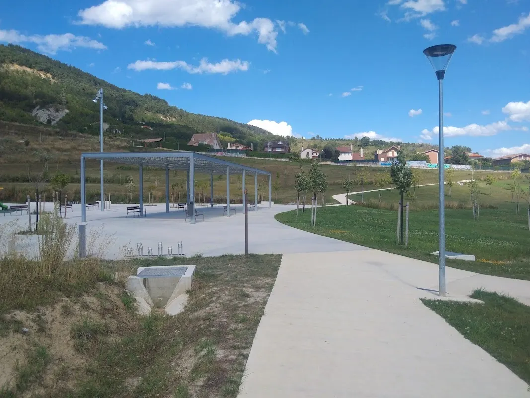 Parking de Berriozar: pernocta gratis cerca de Pamplona en Berriozar (Navarra) — foto 3 de 4