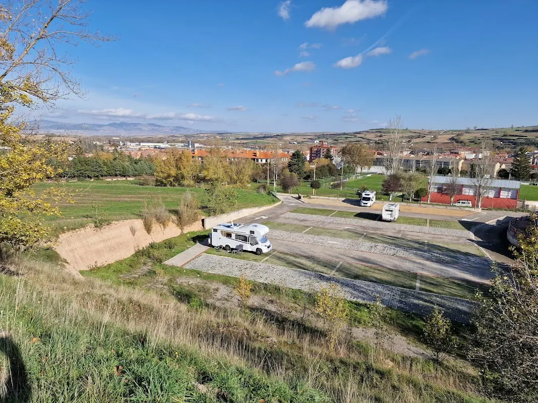Parking de Autocaravanas de Briviesca, Burgos en Briviesca (Burgos) — foto 2 de 4