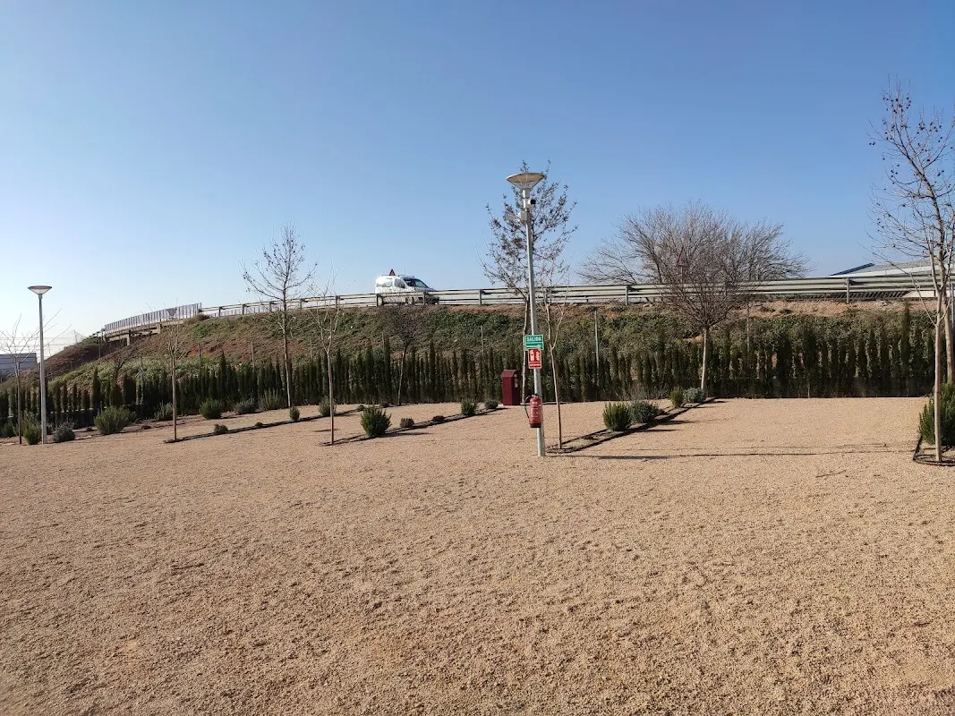 Parking para Autocaravanas en Campo de Criptana en Campo de Criptana (Ciudad Real) — foto 3 de 4