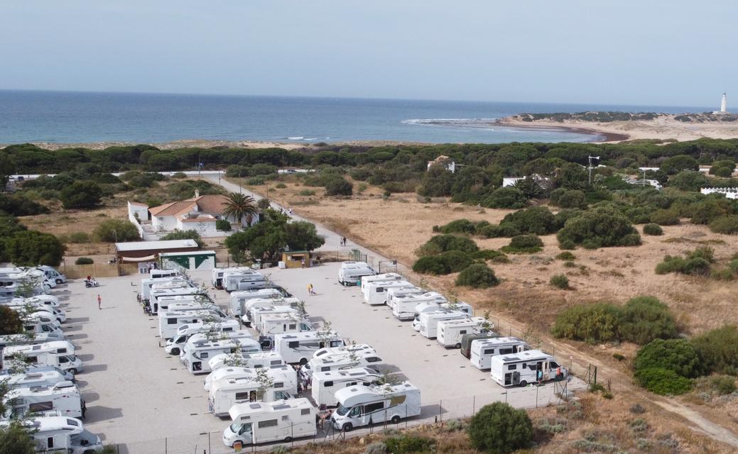 Parking de autocaravanas en Los Caños de Meca (Cádiz) en Los Caños de Meca (Cádiz)