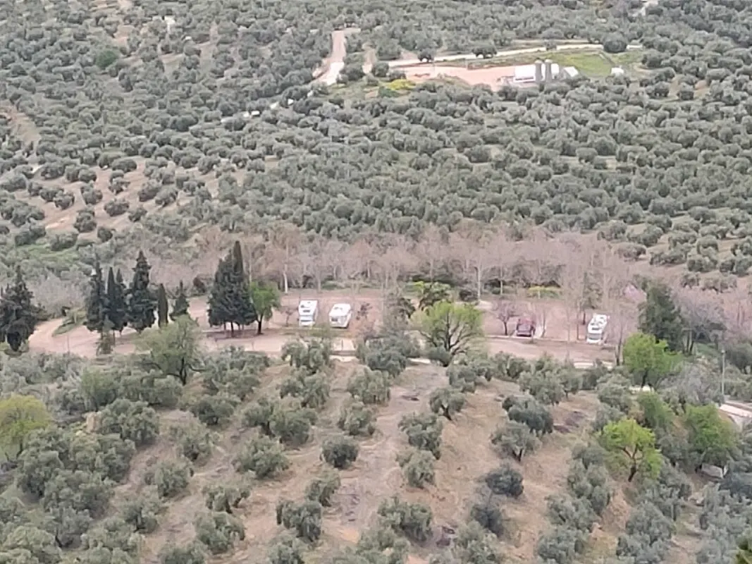Parking para Autocaravanas en Cazorla, Jaén en Cazorla (Jaén) — foto 2 de 4