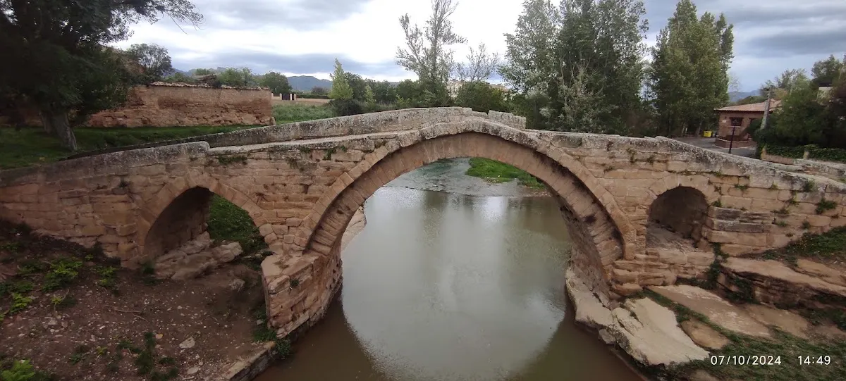 Parking Área de Autocaravanas de Cihuri, La Rioja en Cihuri (La Rioja)
