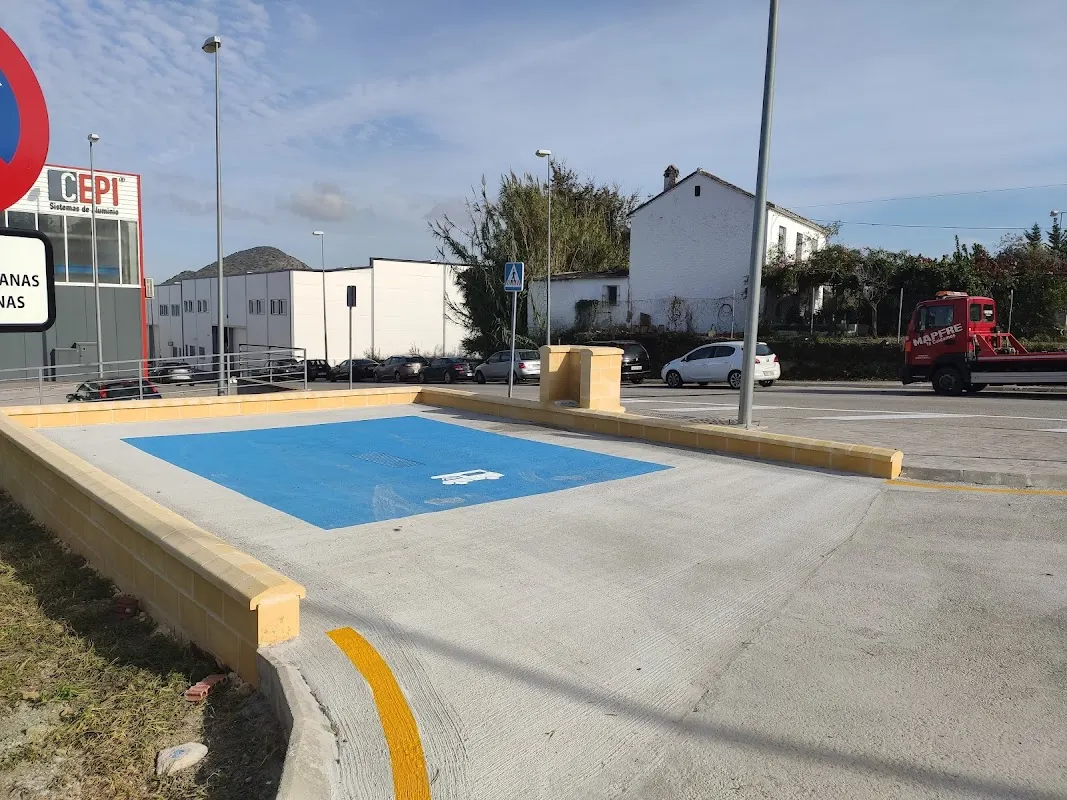 Parking gratuito para autocaravanas en Coín, Málaga en Coín (Málaga) — foto 2 de 4