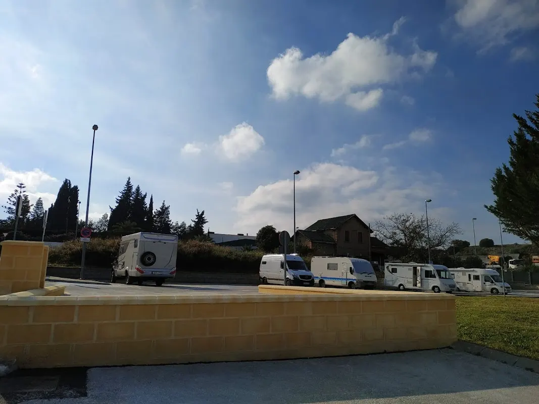 Parking gratuito para autocaravanas en Coín, Málaga en Coín (Málaga) — foto 3 de 4