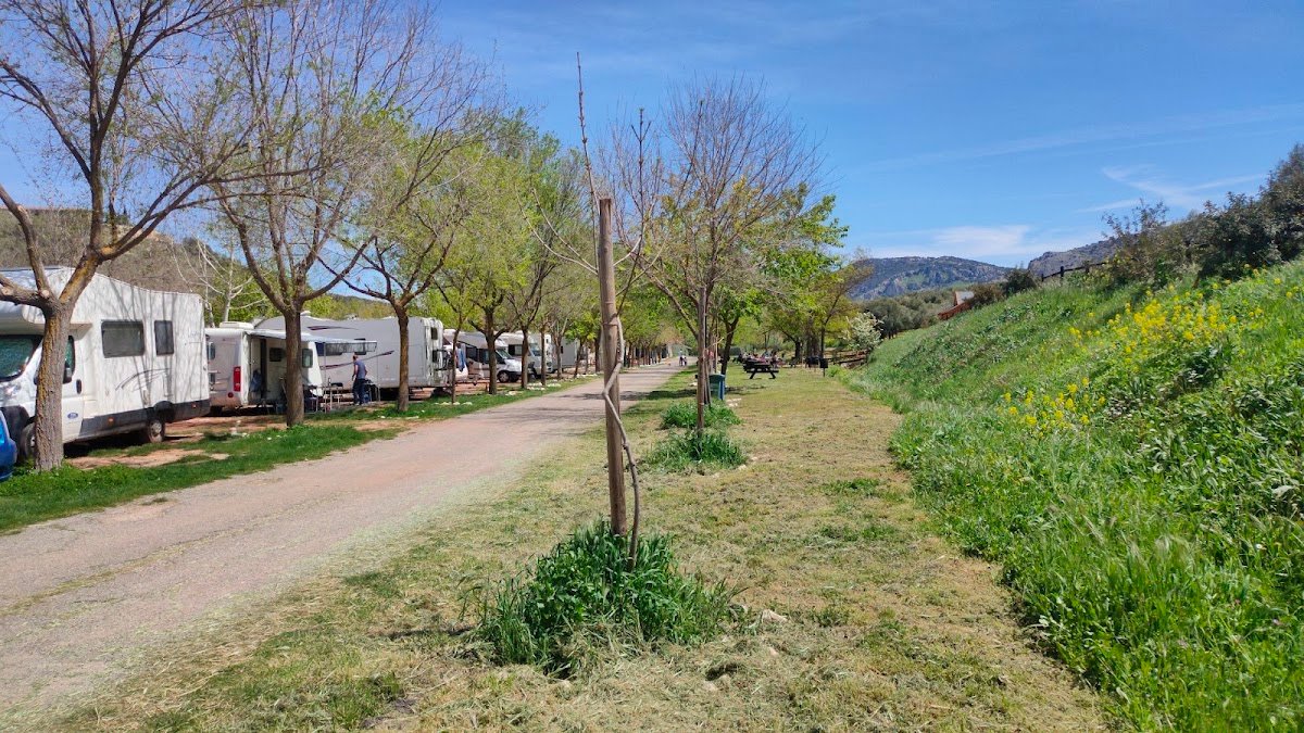 Parking de autocaravanas de Doña Mencía (Córdoba) en Doña Mencía