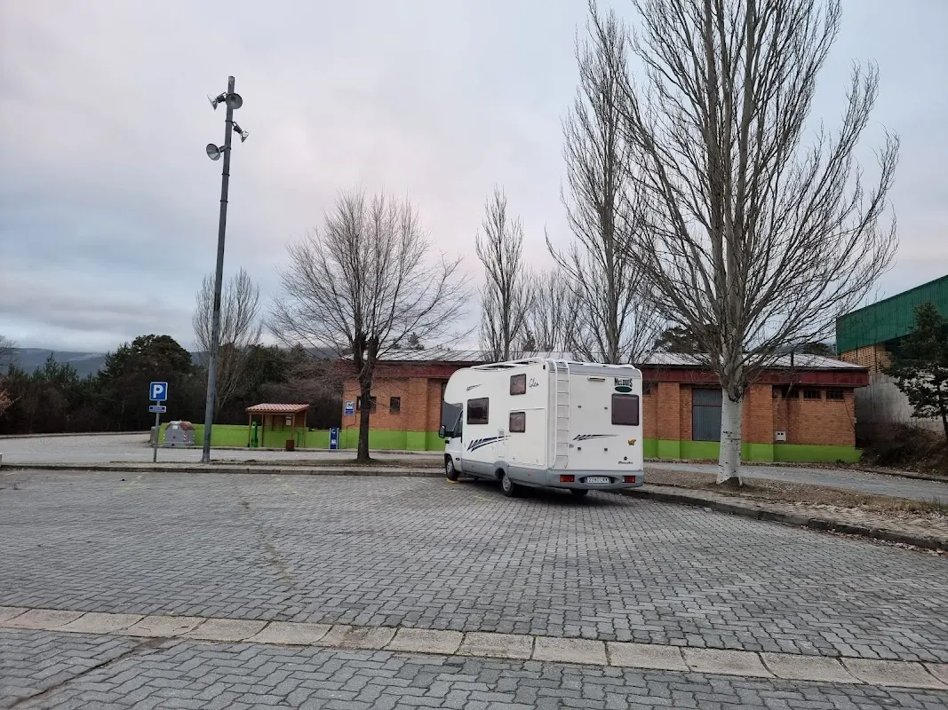 Parking gratuito Área de autocaravanas de Duruelo de la Sierra (Soria) en Duruelo de la Sierra (Soria)