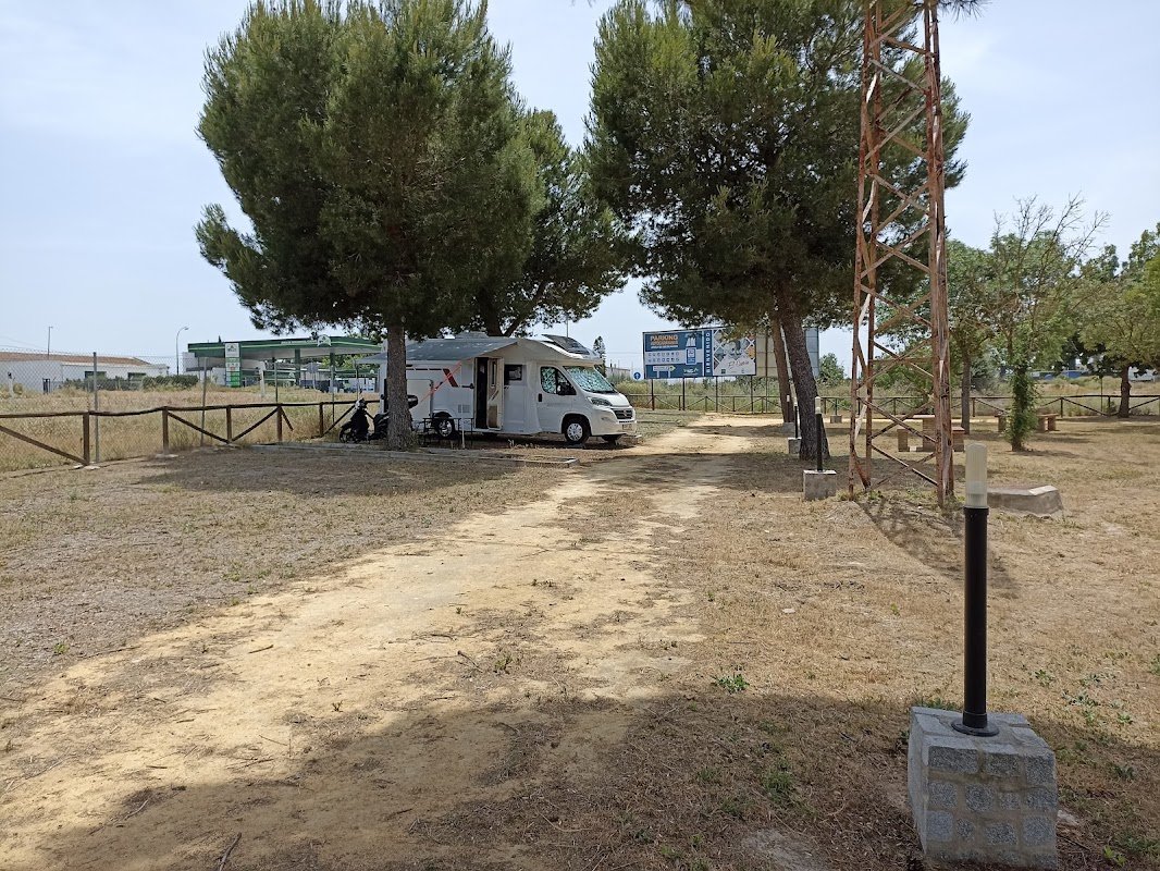 Parking de autocaravanas en El Cuervo (Sevilla) en El Cuervo de Sevilla