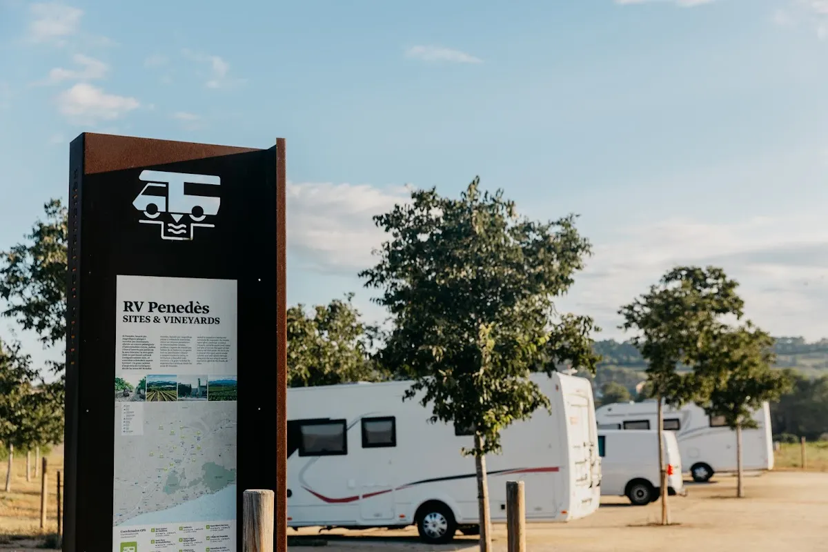 Parking autocaravanas gratis en El Pla del Penedès (Barcelona) en El Pla del Penedès (Barcelona)