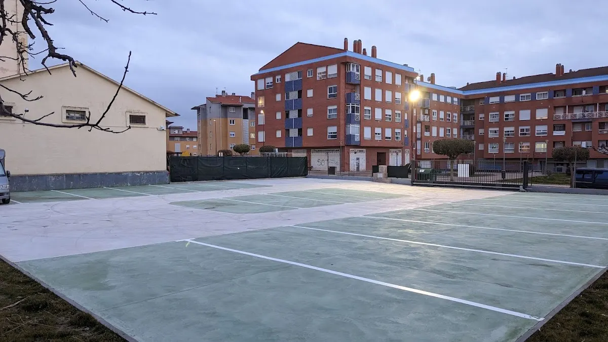 Parking gratuito Área Autocaravanas Gratis en Haro, La Rioja en Haro (La Rioja)