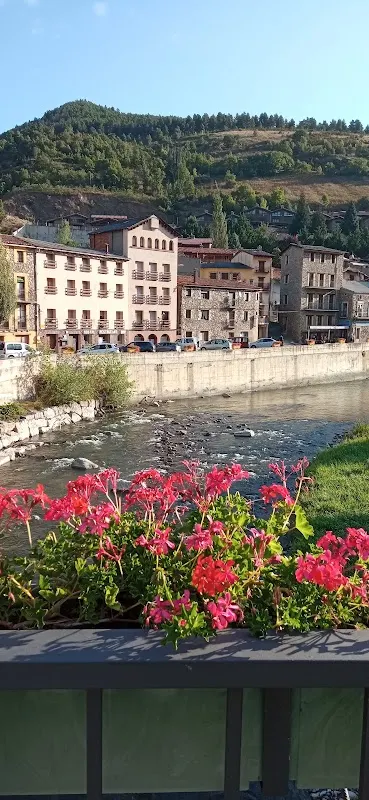 Parking de Autocaravanas de Martinet, Lleida en Martinet (Lleida) — foto 3 de 4