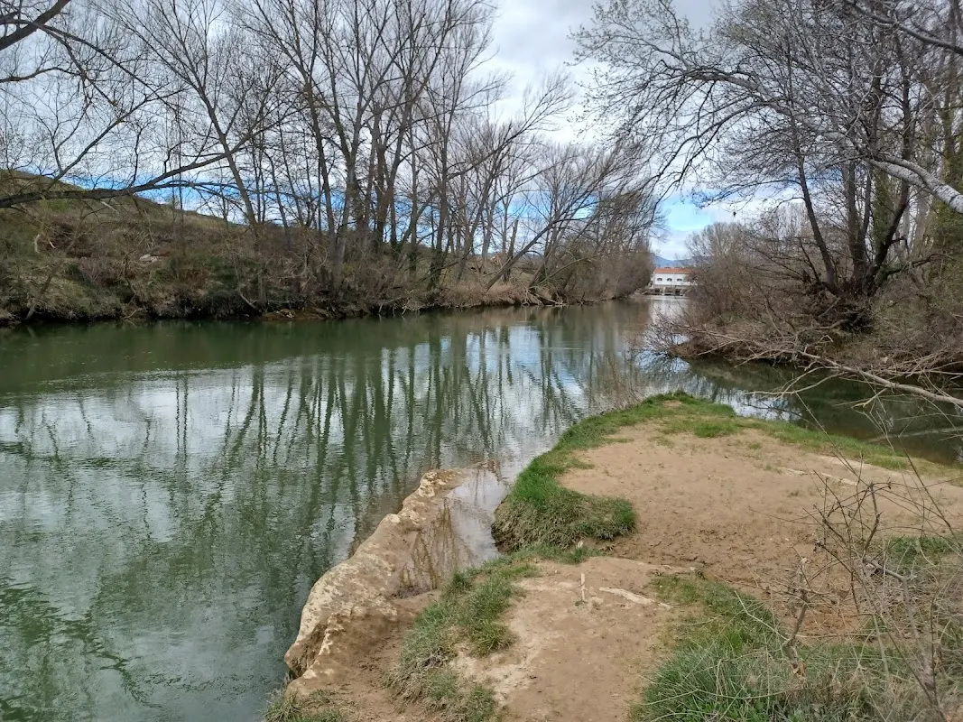 Parking de Autocaravanas de Miranda de Ebro en Miranda de Ebro (Burgos) — foto 3 de 4
