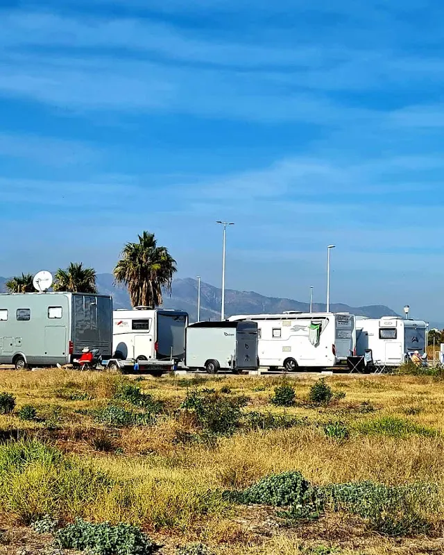 Parking gratuito Área de Autocaravanas de Moncofa en Moncofa (Castellón) — foto 2 de 4