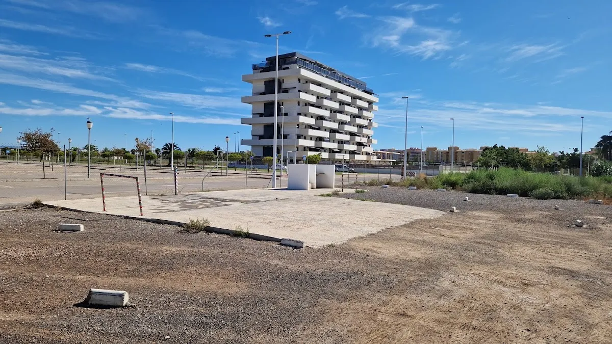 Parking gratuito Área de Autocaravanas de Moncofa en Moncofa (Castellón) — foto 4 de 4