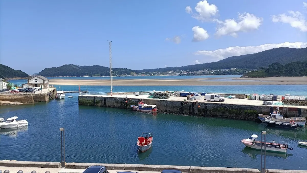 Parking gratuito Área de Náutica O Vicedo para Autocaravanas en O Vicedo (Lugo)