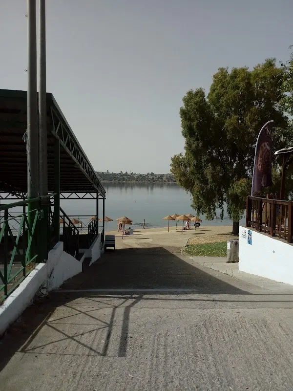 Parking Autocaravanas gratis en Orellana la Vieja (Badajoz) en Orellana la Vieja (Badajoz) — foto 3 de 4