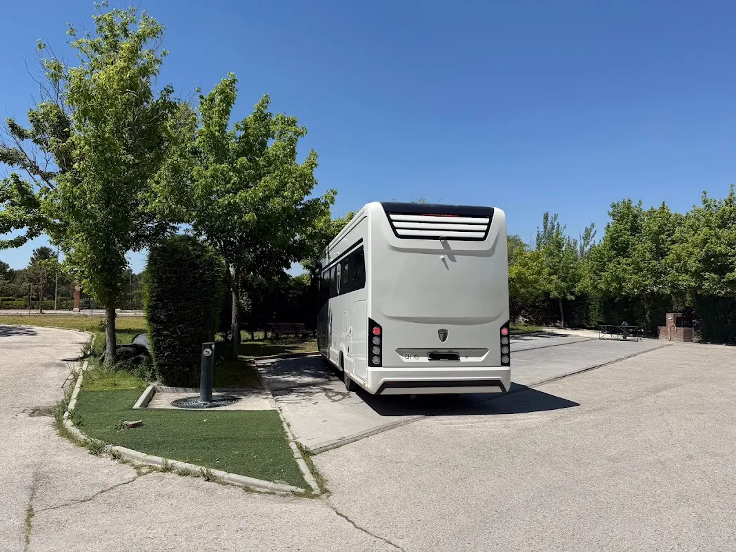 Parking Área de autocaravanas de pago en Pinto (ASAP) en Pinto (Madrid)