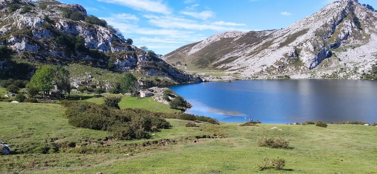Parking de Autocaravanas de Ribadesella, Asturias en Ribadesella (Asturias) — foto 4 de 4