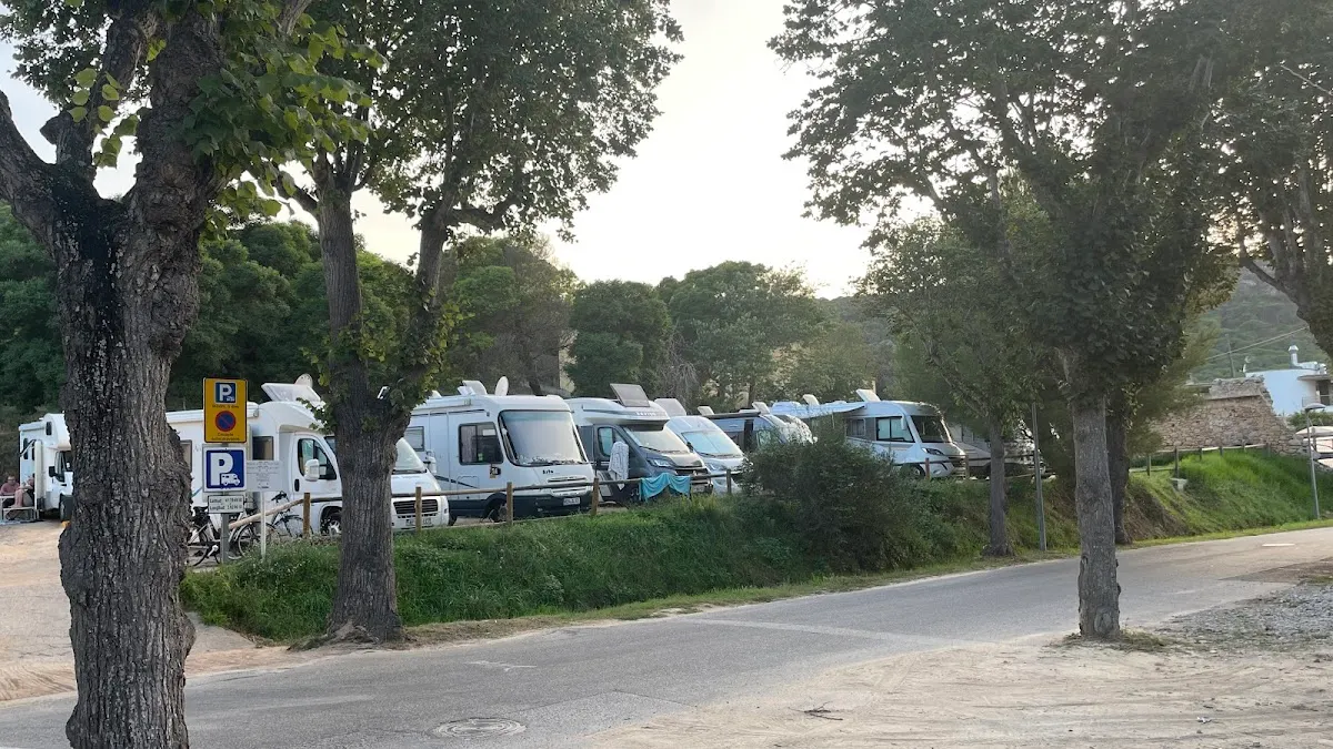 Parking Autocaravanas en Sant Feliú de Guíxols (Girona) en Sant Feliú de Guíxols (Girona) — foto 2 de 4