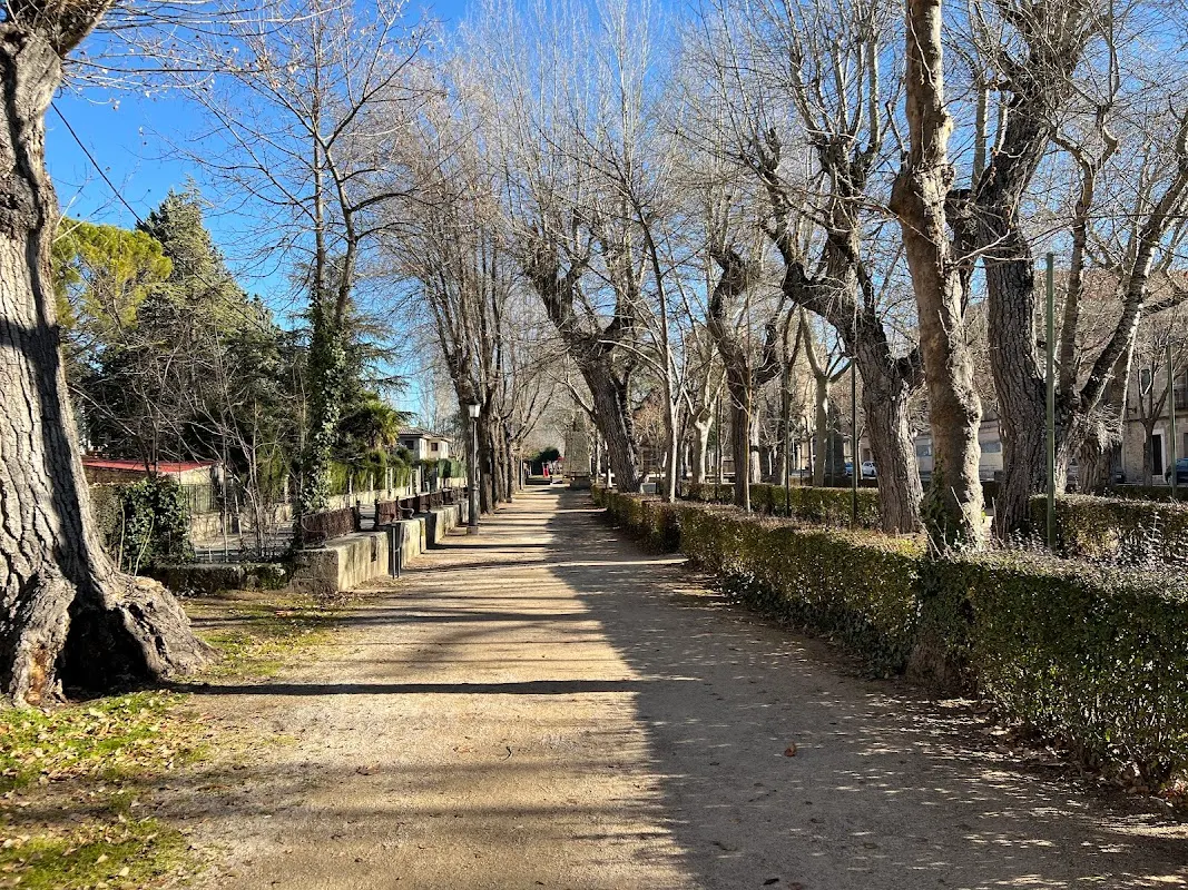 Parking Plaza de las Cruces, Sigüenza (Guadalajara) en Sigüenza (Guadalajara) — foto 3 de 4