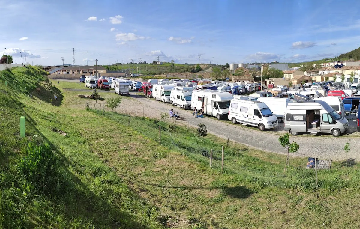Parking gratuito Área de Autocaravanas de Tafalla (Navarra) en Tafalla (Navarra) — foto 4 de 4
