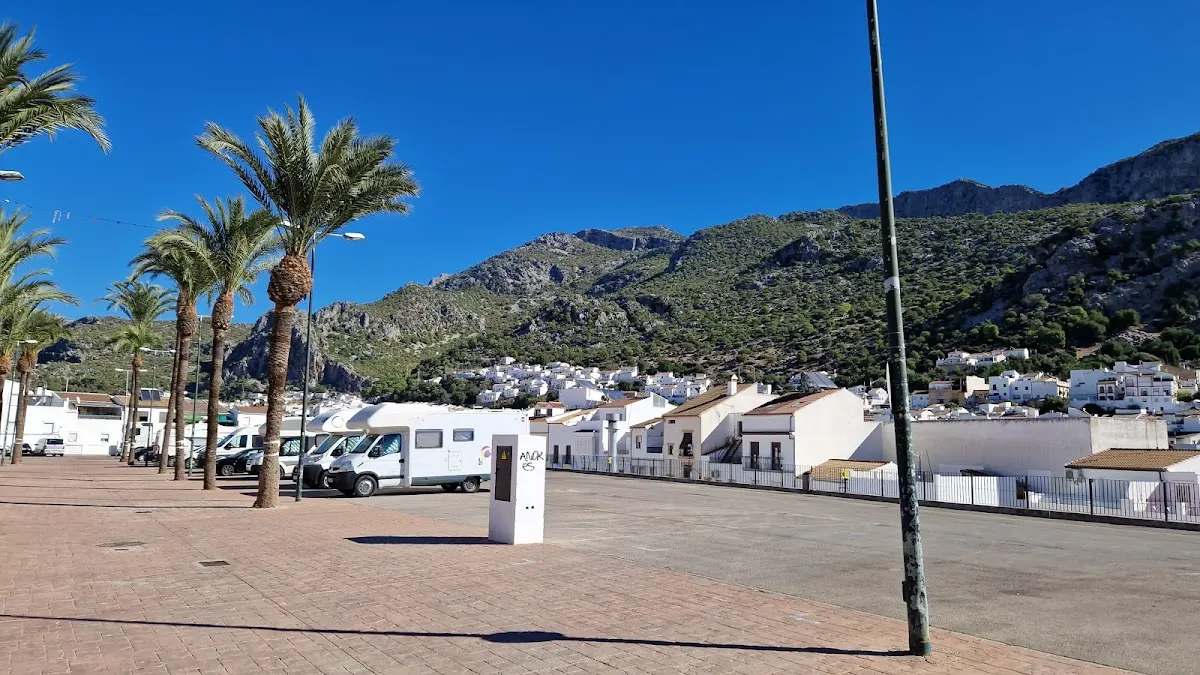 Parking de autocaravanas de Ubrique, Cádiz en Ubrique (Cádiz)