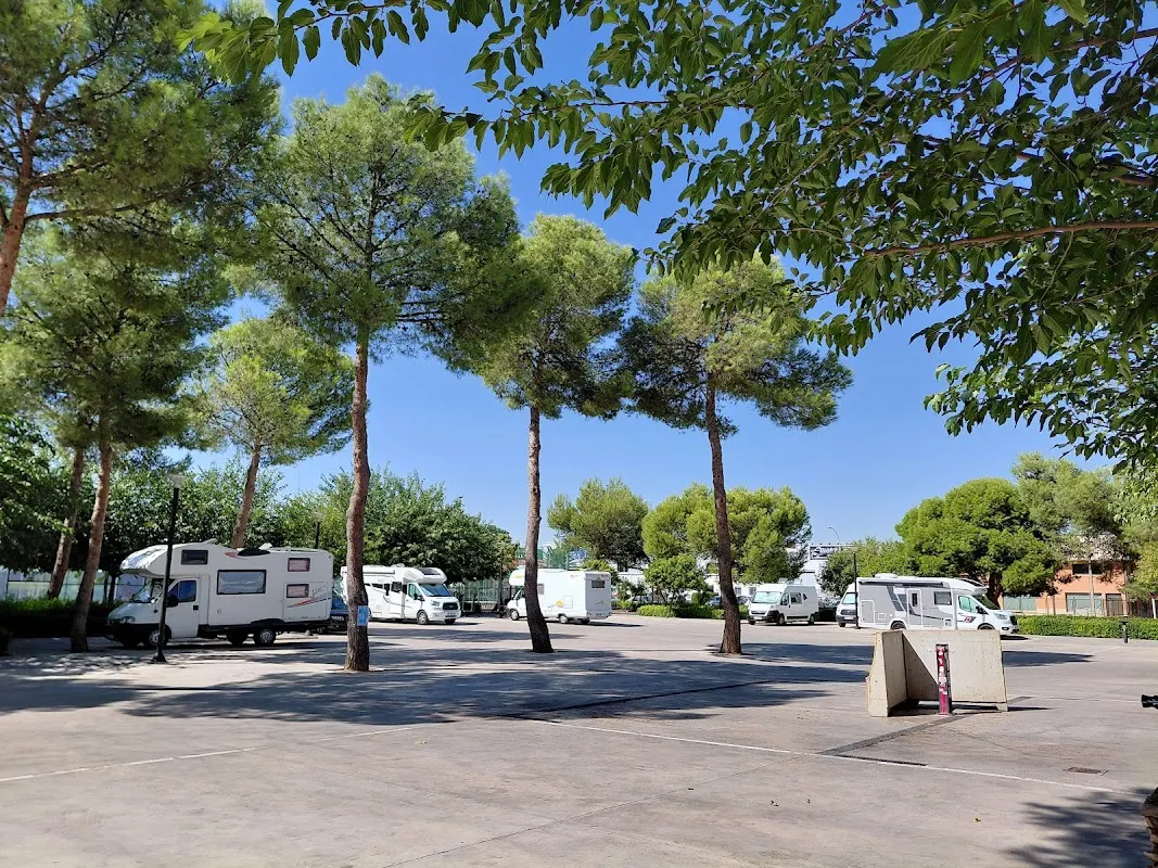 Parking de Autocaravanas de Valdepeñas, Ciudad Real en Valdepeñas (Ciudad Real) — foto 2 de 4