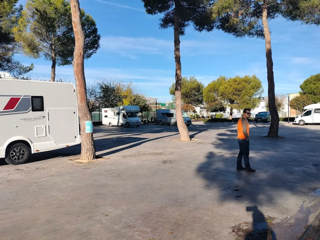 Parking de Autocaravanas de Valdepeñas, Ciudad Real en Valdepeñas (Ciudad Real) — foto 4 de 4