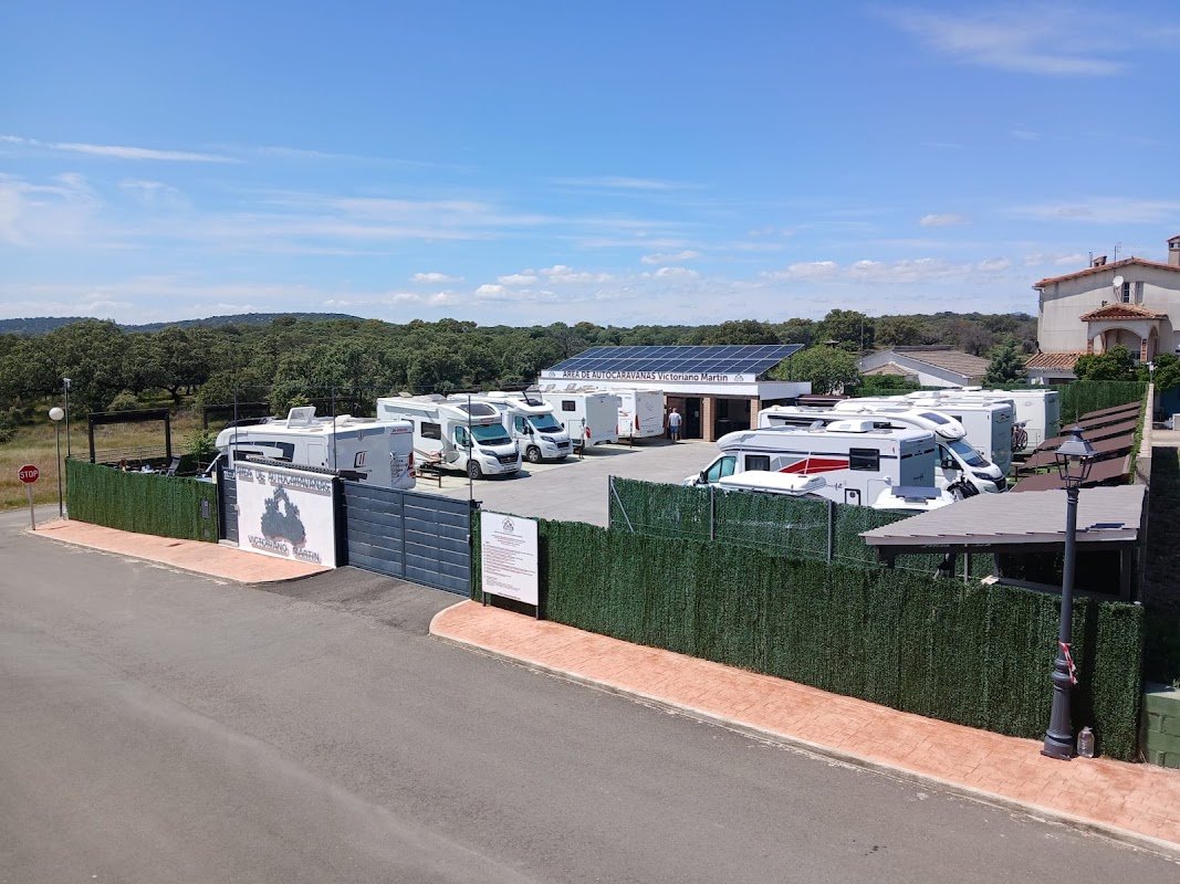 Parking Autocaravanas Victoriano Martín (Zarza de Granadilla) en Zarza de Granadilla (Cáceres)