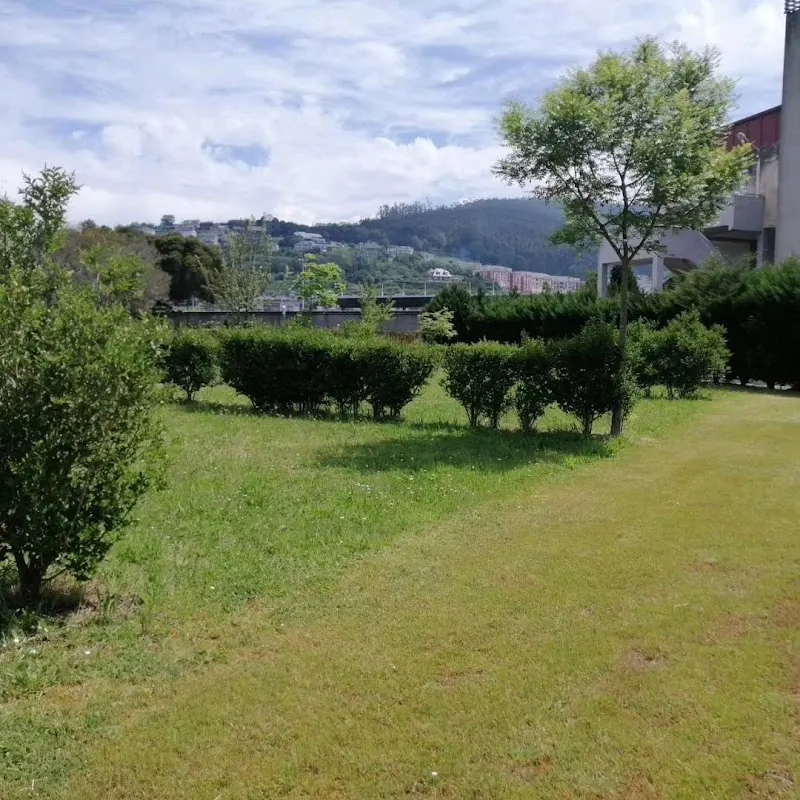 Parking de pago junto al Camping Vivero, Viveiro en Viveiro (Lugo) — foto 3 de 4