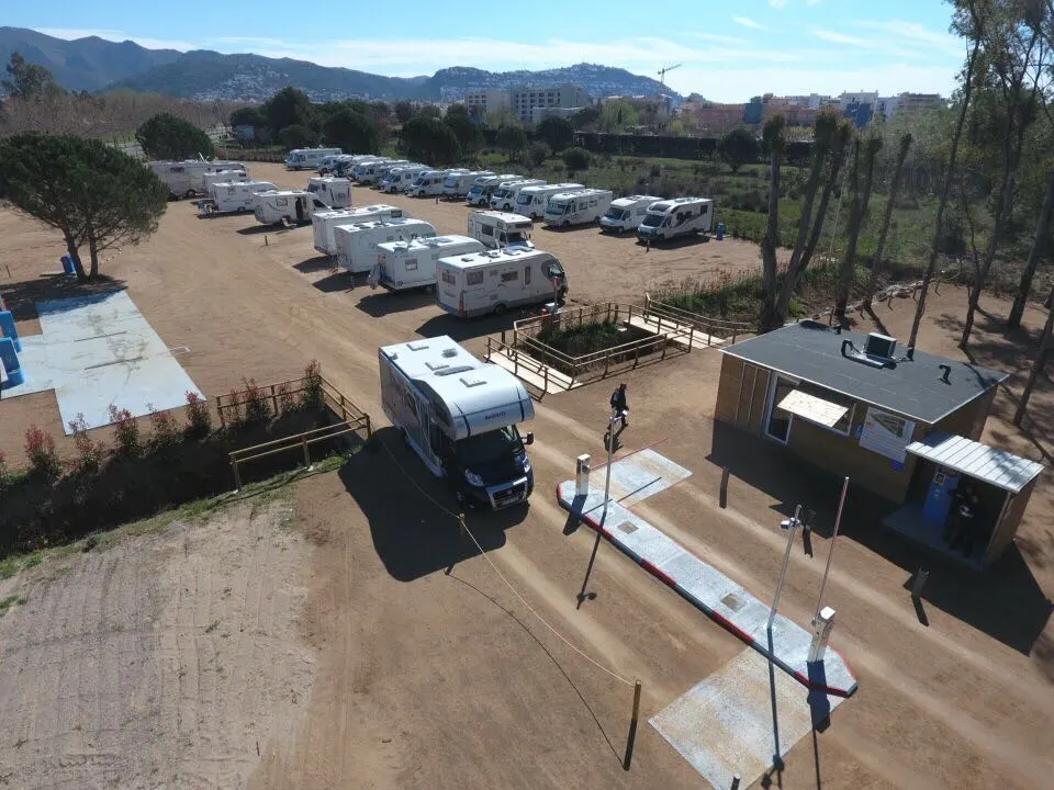 Parking Autocaravaning Park Roses: parking en Roses, Girona en Roses (Girona)