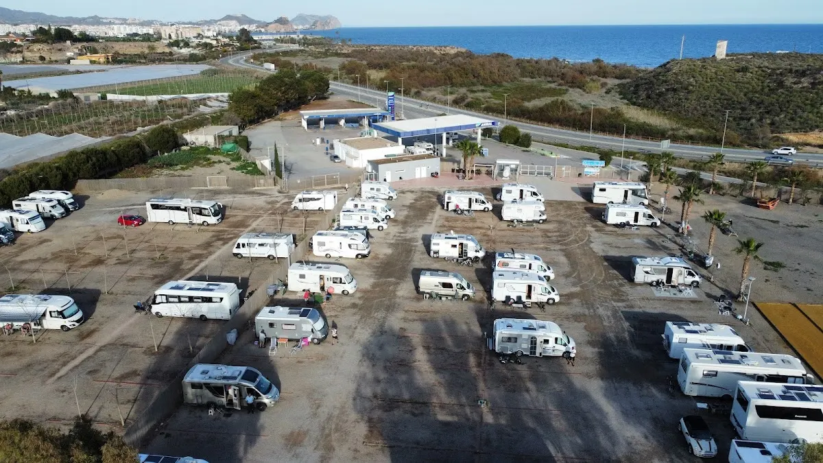 Parking Autocaravanas Aníbal en Águilas, 11€/noche en Águilas (Murcia) — foto 2 de 4