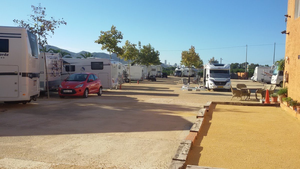 Parking Camper Park Costa Blanca en Alfaz del Pi (Alicante) en l'Alfàs del Pi